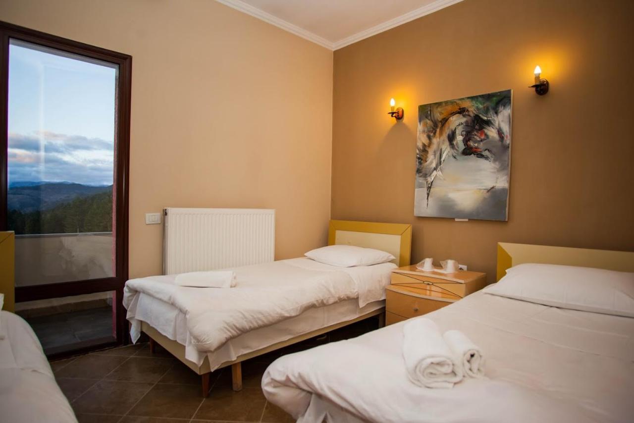 Hotel Royal *
